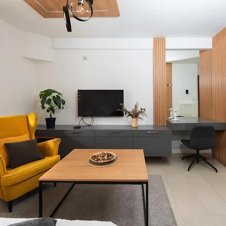 Apartament Comanda Luxury