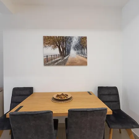 Comanda Luxury Belgrad