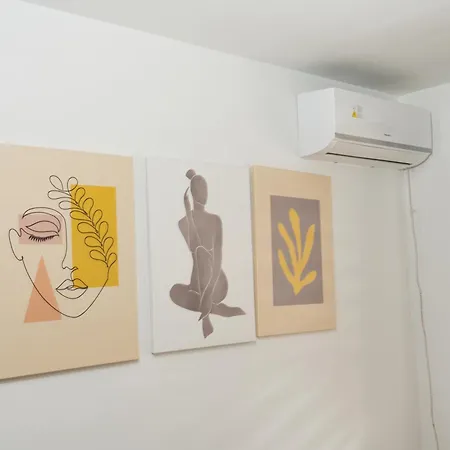 Comanda Luxury Βελιγράδι