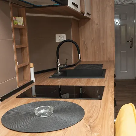 Comanda Luxury Apartment