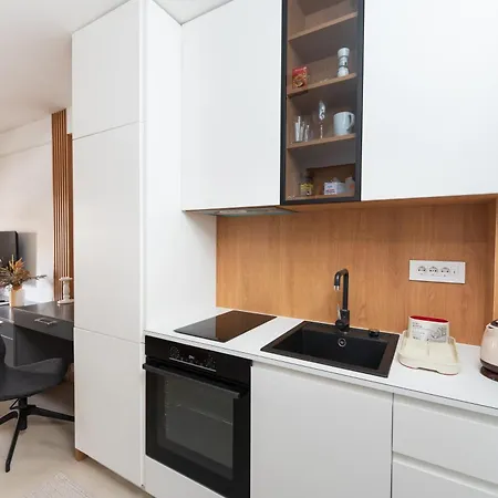 Comanda Luxury