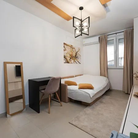 Comanda Luxury