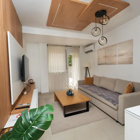 Comanda Luxury Apartment